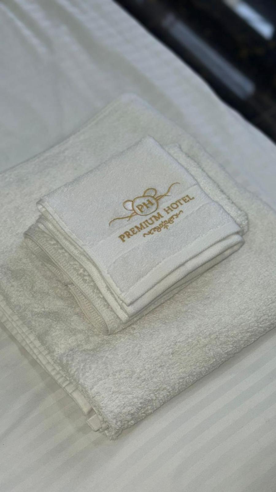 Hotel Premium プリシュティナ エクステリア 写真